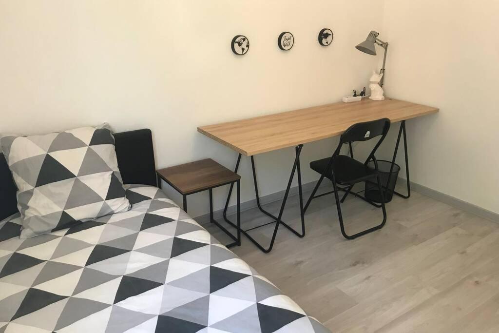 La Maison De Ville - 4 Chambres, 2 Sdb, Terrasse Et Garage - 90M2 Vesoul Εξωτερικό φωτογραφία